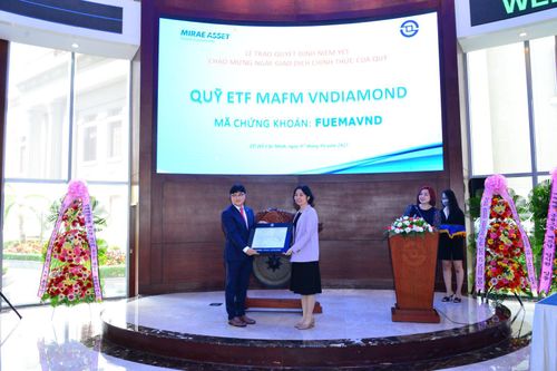 Chứng chỉ quỹ ETF MAFM VNDIAMOND chính thức niêm yết và giao dịch trên sàn HOSE