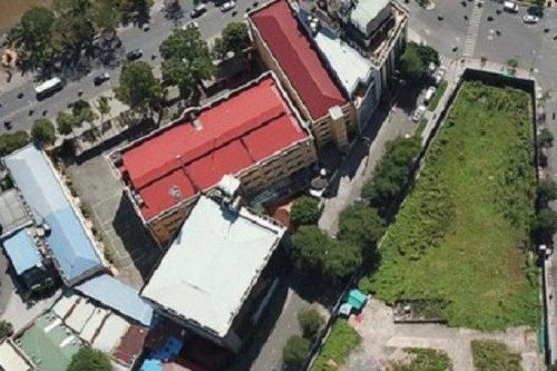 'Đất vàng' bỏ hoang, chính quyền đề xuất xây thành nhà vệ sinh công cộng