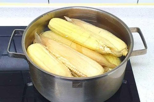 Tìm ra 'chìa khóa' sống thọ trăm tuổi nhờ 6 món ăn rẻ tiền ít ai ngờ tới, nhất là món số 3