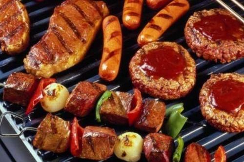 Không muốn đổ bệnh, bạn cần hạn chế dùng những thực phẩm này vào ngày hè
