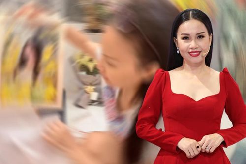 Cẩm Ly hé lộ món quà được khán giả gửi tặng trong đêm nhạc trở lại: Giản dị đến không ngờ!