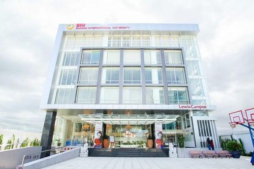 Đại học Quốc tế Sài Gòn: Đổi mới Dạy – Học với ChatGPT và Trí tuệ nhân tạo