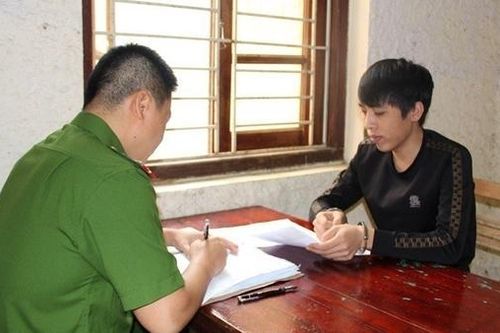 Rao bán vé máy bay 'giá sập sàn' rồi chuyển vé giả, cuỗm tiền