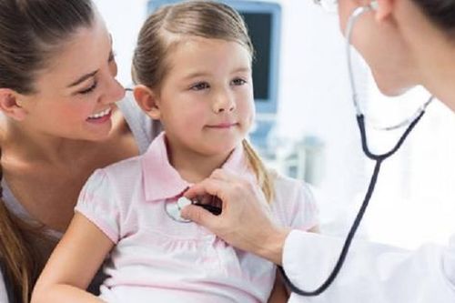Một số thuốc không dùng hoặc cần thận trọng dùng cho trẻ em