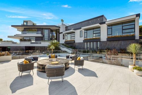 Bên trong siêu biệt thự có giá 47,5 triệu USD tại Los Angeles