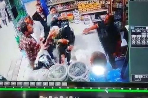 Iran lắp camera để bắt phạt phụ nữ không đội hijab