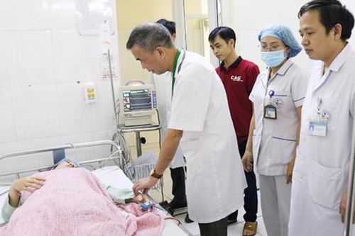 Sản phụ mang nhiều bệnh nguy hiểm cùng lúc, đe dọa tính mạng 2 mẹ con