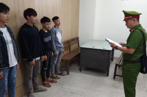 Khởi tố nhóm thanh thiếu niên mang ba chỉa đi tìm đối thủ giải quyết mâu thuẫn