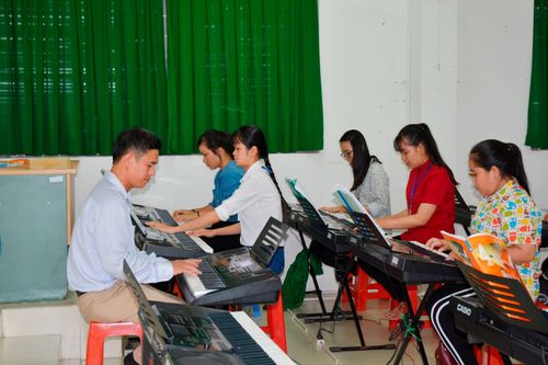 Tăng tốc đào tạo giáo viên đáp ứng Chương trình mới