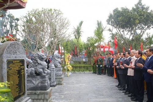 Lễ tưởng niệm 55 năm ngày hy sinh của các liệt sĩ tại Cầu Nhe