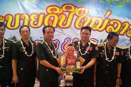 BĐBP Quảng Trị chúc Tết lực lượng vũ trang hai tỉnh Salavan và Savannakhet, Lào