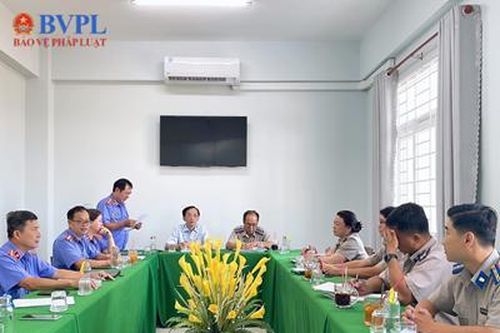 Trực tiếp kiểm sát hoạt động thi hành án dân sự tại tỉnh Sóc Trăng