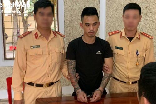Nam thanh niên bị bắt trên đường đi giao 2.000 viên ma túy tổng hợp cho khách