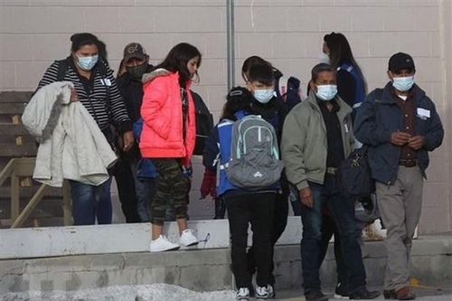Canada hồi hương 14 phụ nữ và trẻ em bị giam giữ ở Đông Bắc Syria