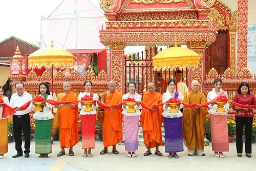 Hậu Giang: Chùa Ratana Paphia Vararam khánh thành ngôi chánh điện