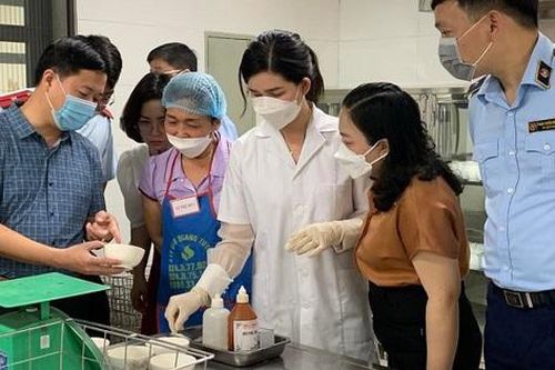 4 đoàn liên ngành sẽ kiểm tra an toàn thực phẩm trong vòng 1 tháng ở Hà Nội