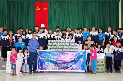 Những tấm lòng hướng về người nghèo biên giới