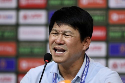 HLV Vũ Tiến Thành: Cứ đá với Hà Nội FC là thua vì trọng tài