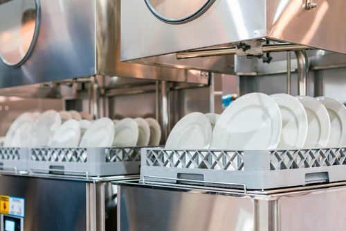 Nguy cơ từ chất tẩy rửa trong máy rửa bát công nghiệp