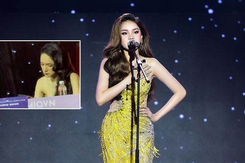 Lộ clip Hương Giang 'thờ ơ' khi Đan Tiên thuyết trình, đến khi được gọi tên mới bắt đầu chú ý
