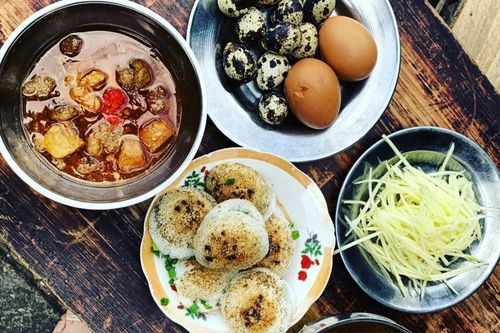 Nét độc đáo của món bánh căn đặc sản Phan Thiết