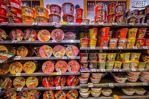 Thế giới chi gần 210 triệu USD mua mỳ ăn liền của Hàn Quốc từ đầu năm