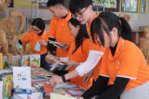Mở góc nhìn từ những cuốn sách