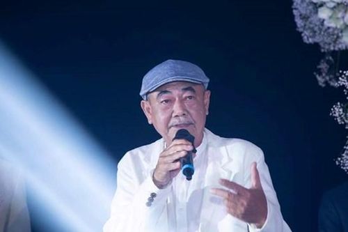NSND Việt Anh chia sẻ lý do vắng bóng trên sân khấu kịch