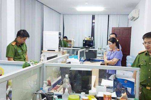 Khám xét Chi cục đăng kiểm số 8 tại TP Cần Thơ