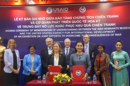 Việt - Mỹ hợp tác xây phòng trưng bày về khắc phục hậu quả chiến tranh