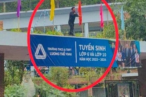 Phân luồng giao thông mỗi kỳ thi- phần việc không thể coi nhẹ