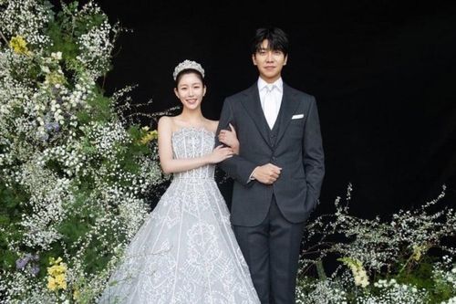 Vợ Lee Seung Gi mang thai trước hôn lễ?