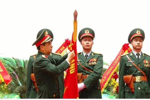 Cục Khoa học Quân sự đón nhận Huân chương Bảo vệ Tổ quốc hạng Ba