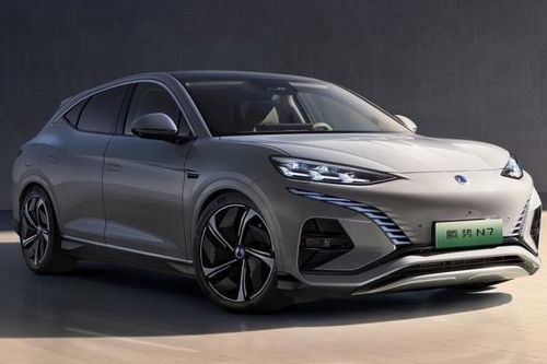 Xe điện Denza N7 Trung Quốc kết hợp với Mercedes-Benz sắp lộ diện