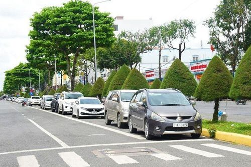 Cần Thơ: Xây dựng đề án thu phí đỗ ôtô theo giờ