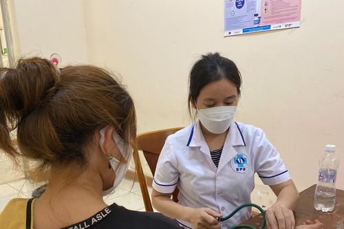 Lý do người dân Quảng Ngãi 'quay lưng' với bệnh viện tuyến tỉnh