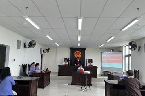 Phiên tòa dân sự xét xử rút kinh nghiệm kết hợp số hóa hồ sơ, trình chiếu tài liệu