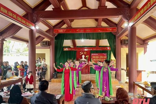 Sôi nổi phong trào văn hóa - thể thao ở xã Đông Ninh