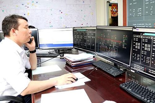 Sẵn sàng các biện pháp cấp điện mùa nắng nóng