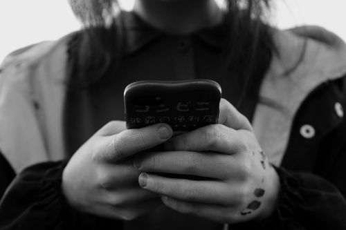 Tính năng tìm iPhone thất lạc gây họa