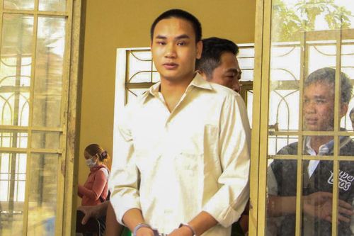 Lĩnh 16 năm tù vì đâm hàng xóm tử vong