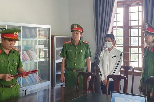 Nhiều người sập bẫy lừa đảo 'đáo hạn ngân hàng'