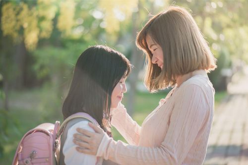 Trang bị kiến thức cho con gái ở tuổi dậy thì