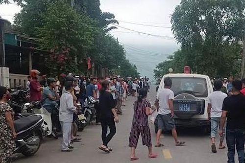 Khởi tố nam sinh lớp 9 dùng dao đâm bạn tử vong trong trường học