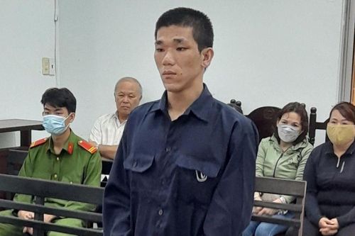Đâm chết chủ quán cà phê vì hướng đặt camera