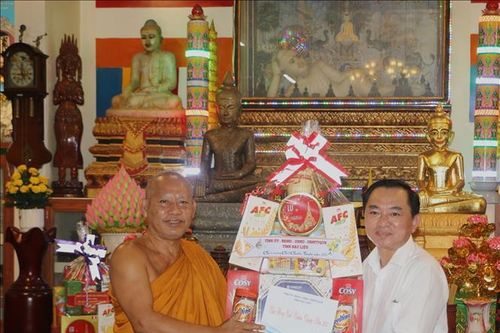Bạc Liêu: Thăm, chúc Tết cổ truyền Chôl Chnăm Thmây của đồng bào Khmer