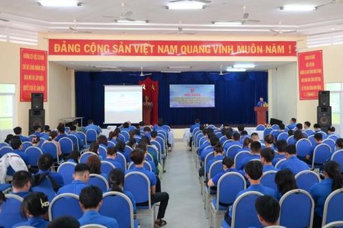 Thành đoàn Nha Trang:: Tổ chức hội nghị quán triệt, học tập Nghị quyết Đại hội Đoàn toàn quốc lần thứ XII và diễn đàn về chuyển đổi số