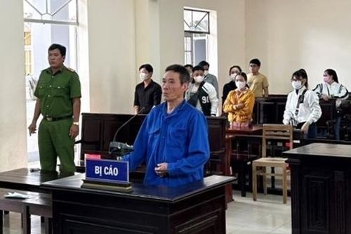 Lãnh án 18 năm tù vì đâm chết bạn nhậu