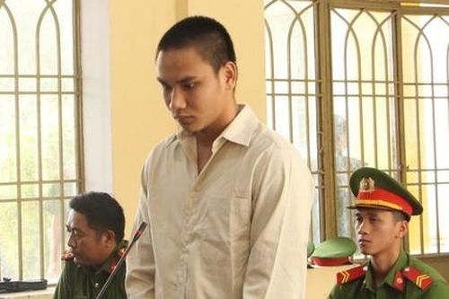 Đâm chết người vì được khuyên 'uống bia nên giữ sức khỏe'