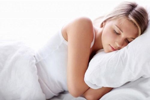 Ngủ nghiêng bên nào sẽ tốt cho sức khỏe, mang lại giấc ngủ ngon?